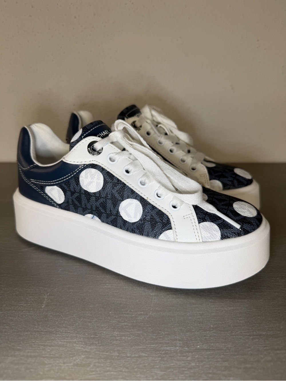 Michael Kors Blue White Polka Dot Logo Leather Sneakers Womens Lace Up Size 5M